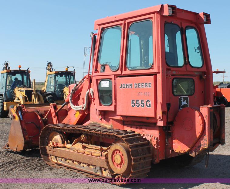 image for item F6143 1991 John Deere 555G crawler loader