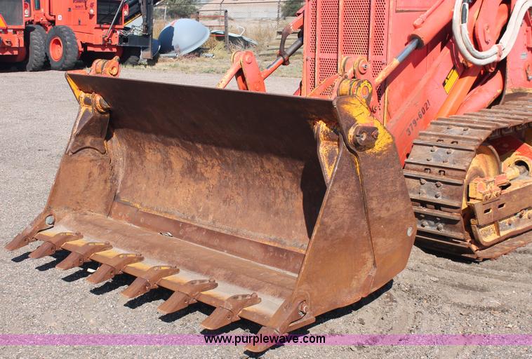 image for item F6143 1991 John Deere 555G crawler loader