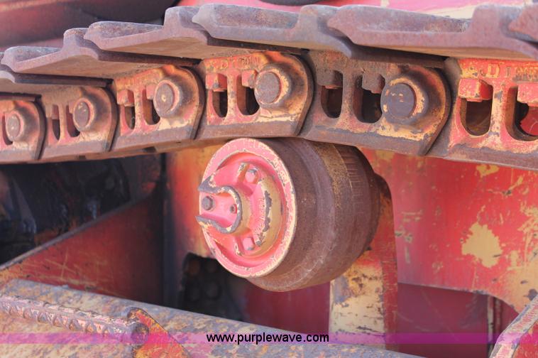 image for item F6143 1991 John Deere 555G crawler loader