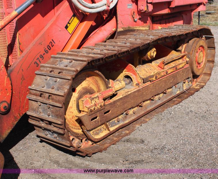 image for item F6143 1991 John Deere 555G crawler loader