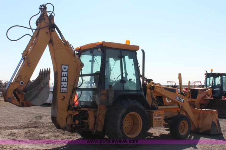 image for item F6144 1997 John Deere 310E backhoe