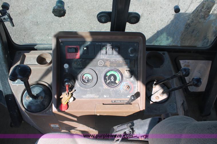 image for item F6144 1997 John Deere 310E backhoe