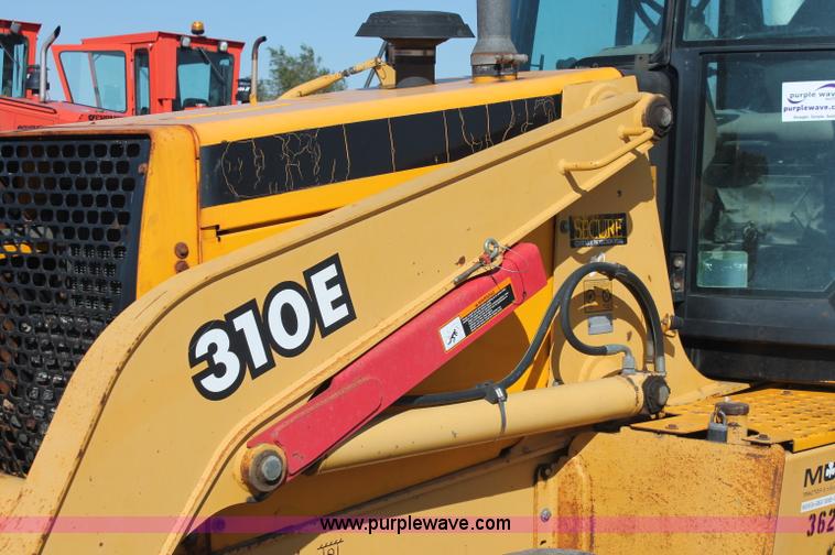 image for item F6144 1997 John Deere 310E backhoe