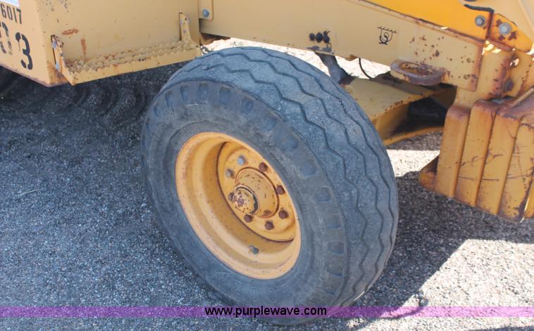 image for item F6144 1997 John Deere 310E backhoe