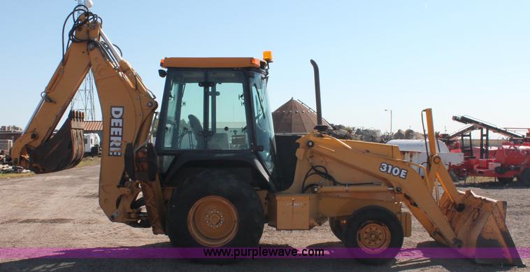image for item F6145 1997 John Deere 310E backhoe