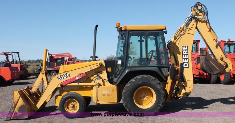 image for item F6145 1997 John Deere 310E backhoe