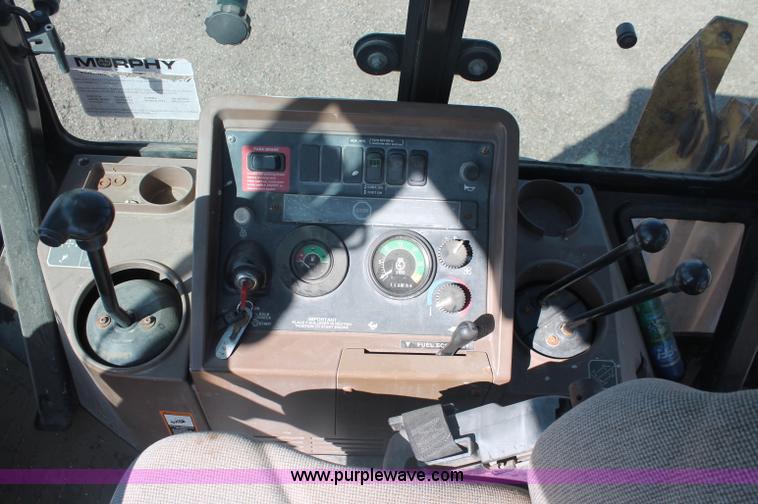 image for item F6145 1997 John Deere 310E backhoe