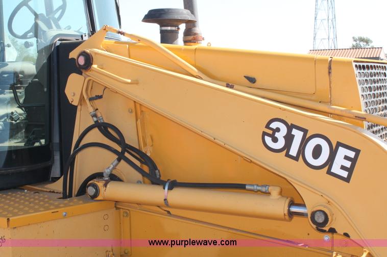 image for item F6145 1997 John Deere 310E backhoe
