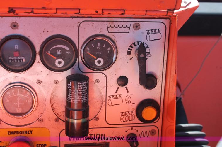 image for item F6146 1997 Hamm DV6K combination roller