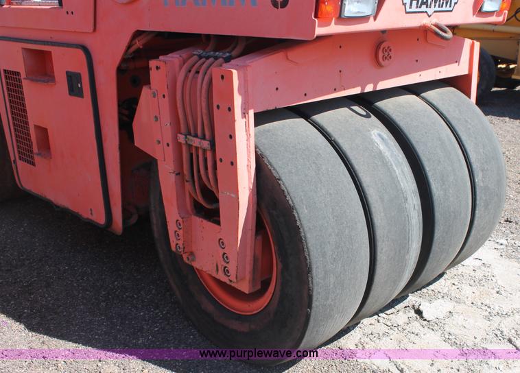 image for item F6146 1997 Hamm DV6K combination roller