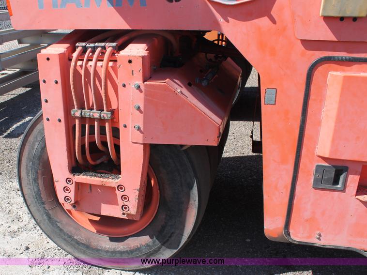 image for item F6146 1997 Hamm DV6K combination roller