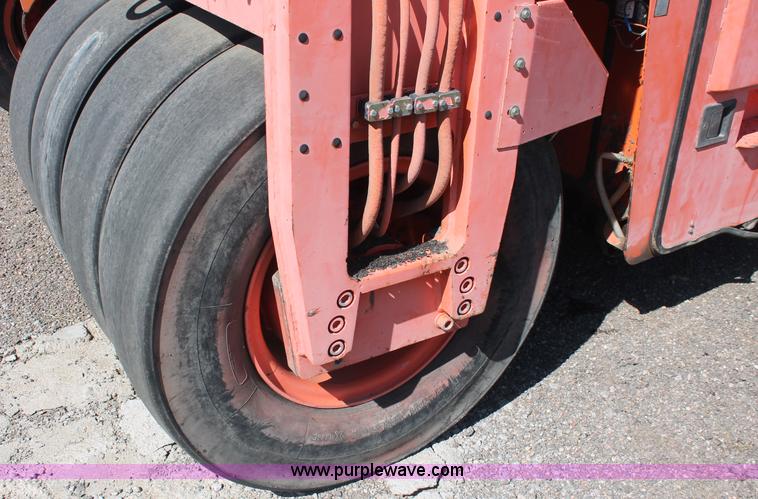 image for item F6146 1997 Hamm DV6K combination roller