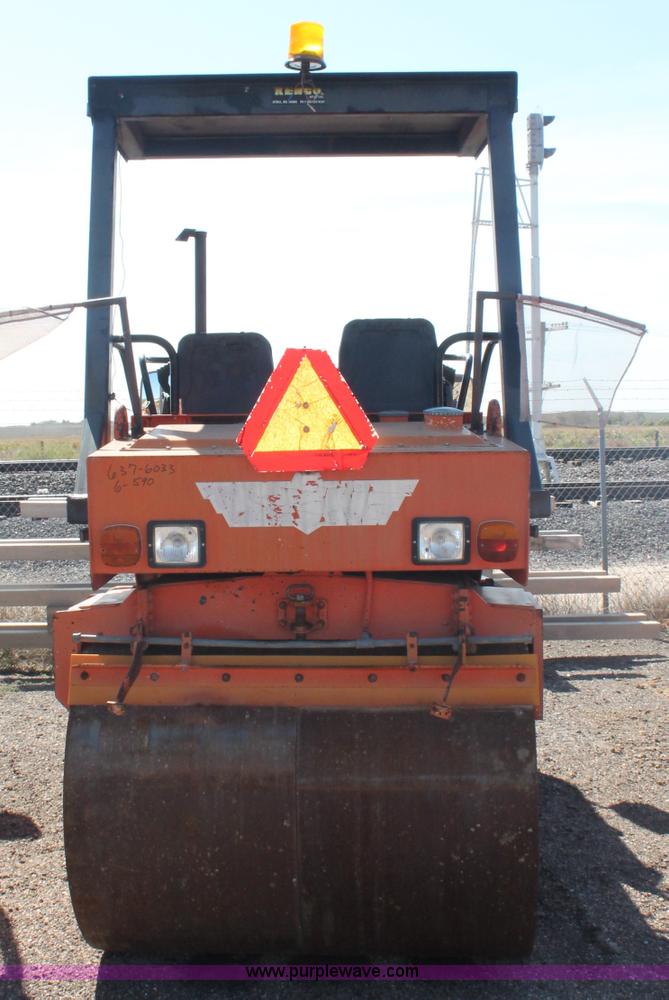 image for item F6147 1993 Hamm DV6K combination vibratory roller