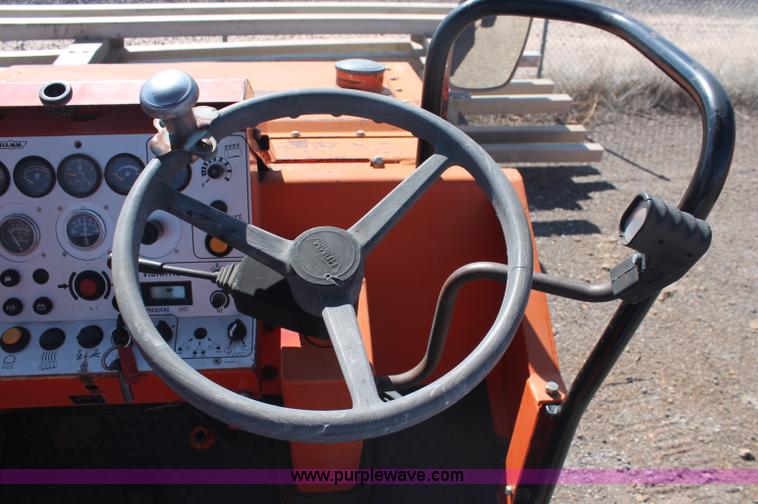 image for item F6147 1993 Hamm DV6K combination vibratory roller