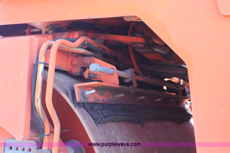 image for item F6147 1993 Hamm DV6K combination vibratory roller