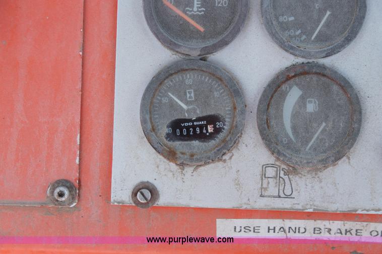 image for item F6149 1995 Hamm GRW5 pneumatic roller