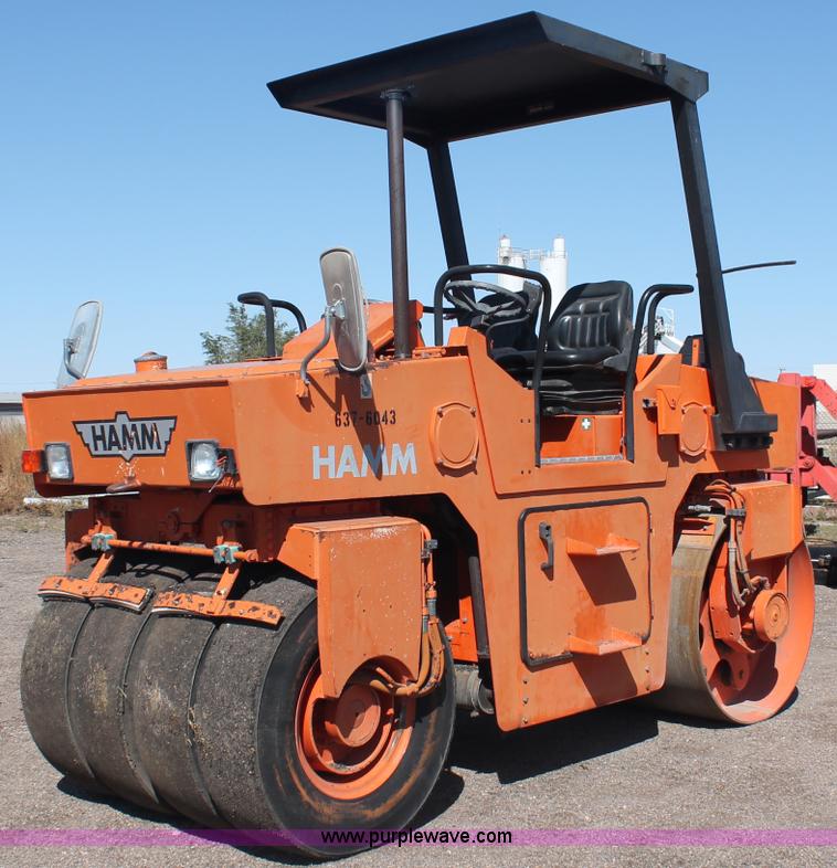 image for item F6152 1993 Hamm DV6K combination roller