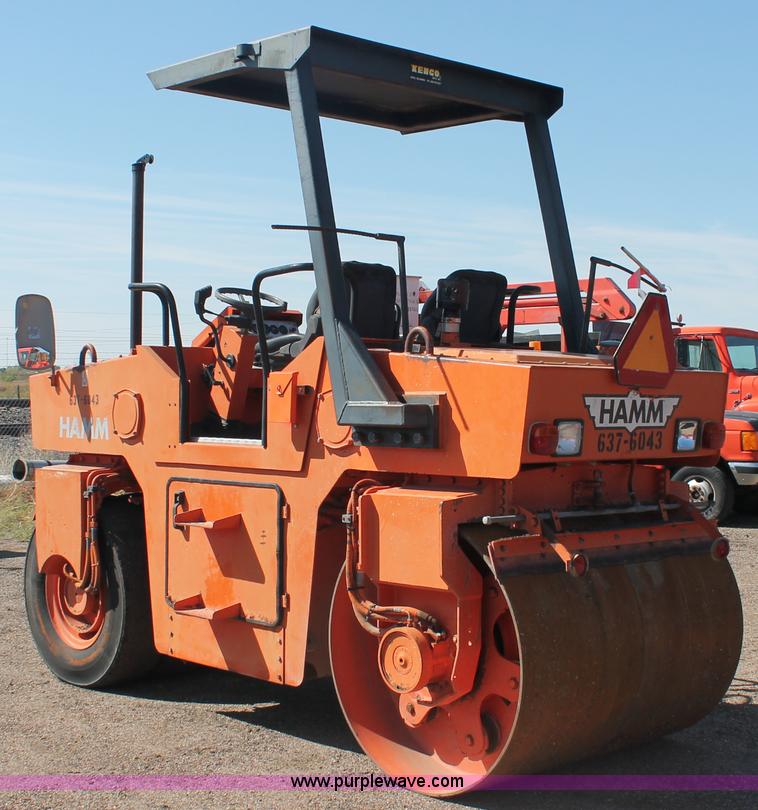 image for item F6152 1993 Hamm DV6K combination roller