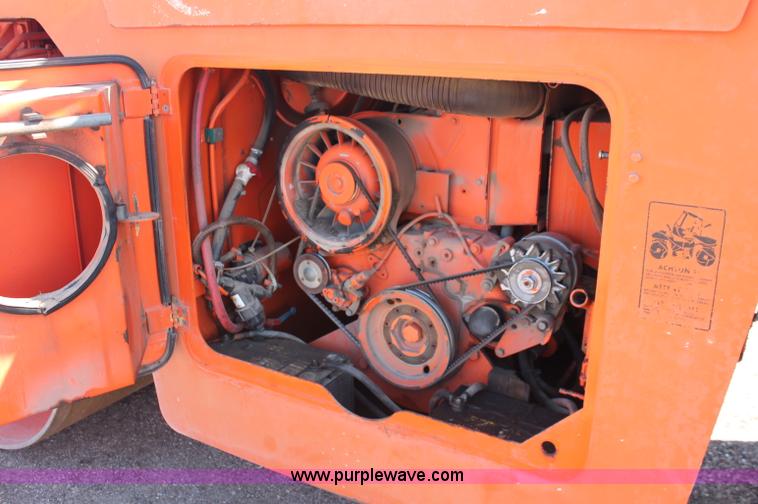 image for item F6152 1993 Hamm DV6K combination roller