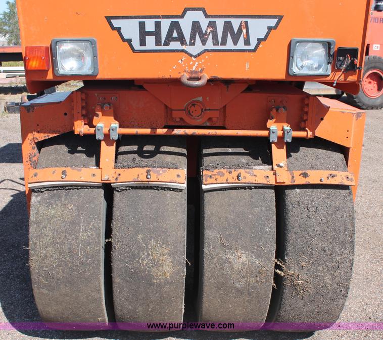image for item F6152 1993 Hamm DV6K combination roller