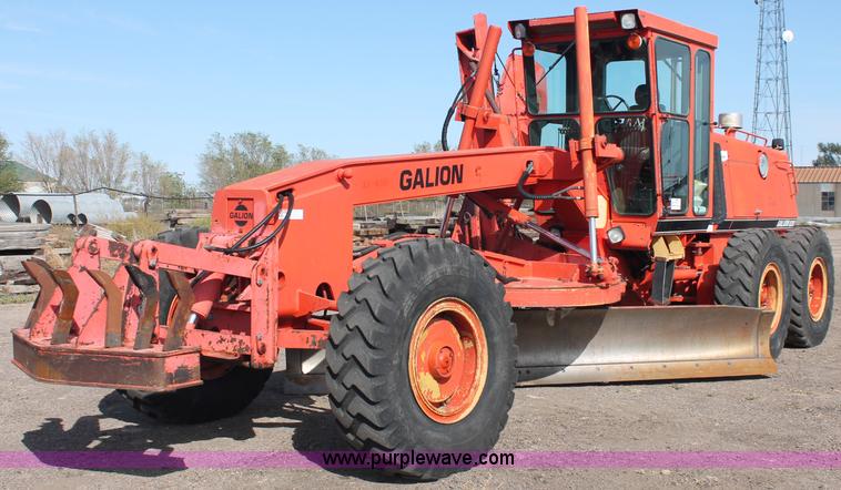 image for item F6156 1996 Galion 830B motor grader