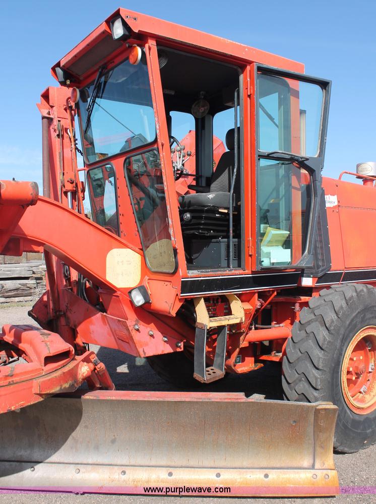 image for item F6156 1996 Galion 830B motor grader