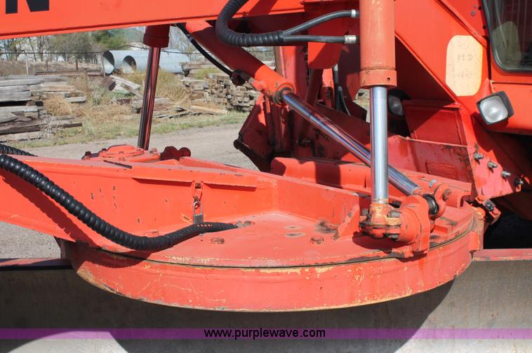 image for item F6156 1996 Galion 830B motor grader