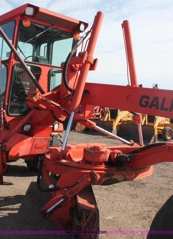 image for item F6156 1996 Galion 830B motor grader