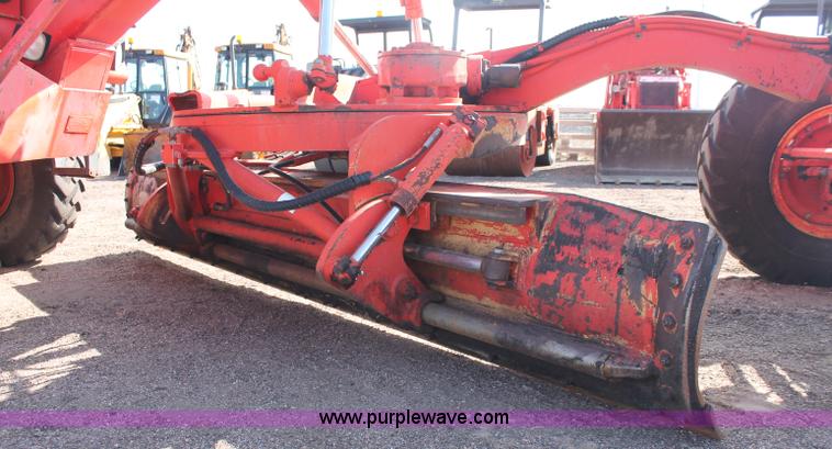 image for item F6156 1996 Galion 830B motor grader