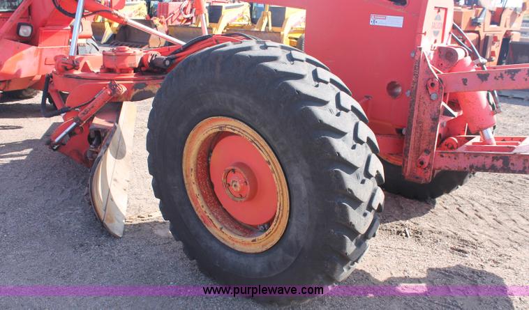 image for item F6156 1996 Galion 830B motor grader