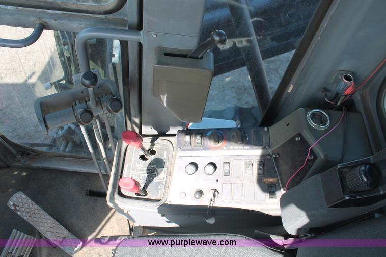 image for item F6157 1996 Champion 710A motorgrader