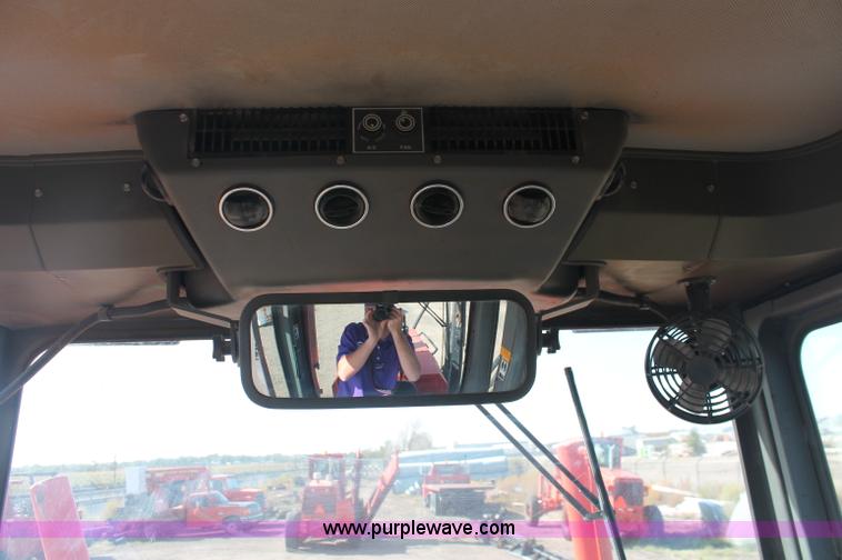 image for item F6157 1996 Champion 710A motorgrader