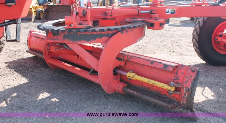 image for item F6157 1996 Champion 710A motorgrader