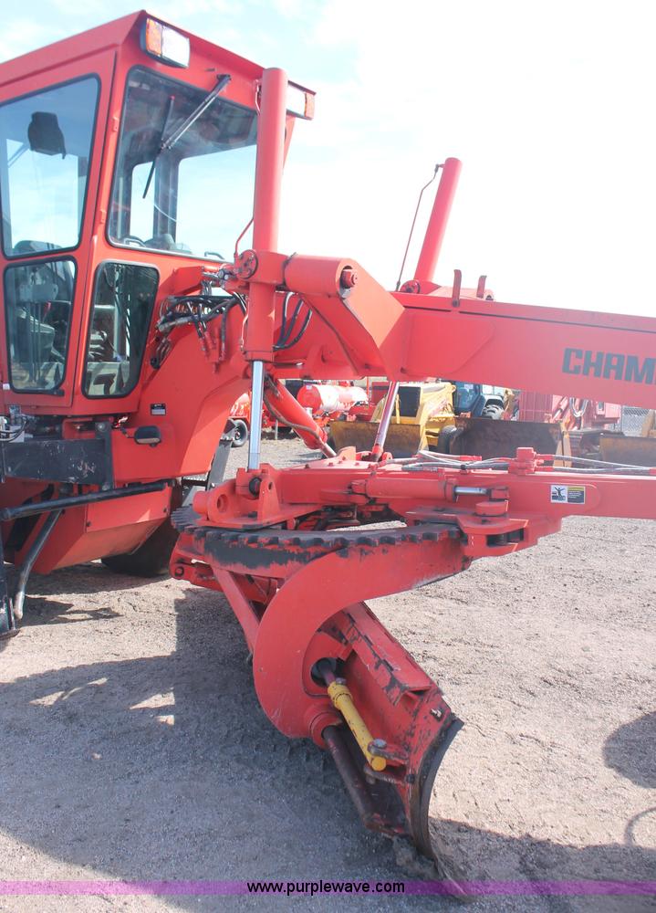 image for item F6157 1996 Champion 710A motorgrader