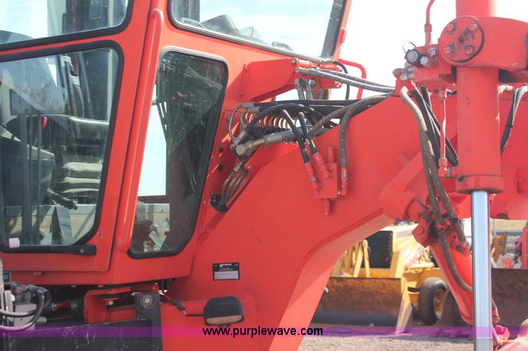 image for item F6157 1996 Champion 710A motorgrader