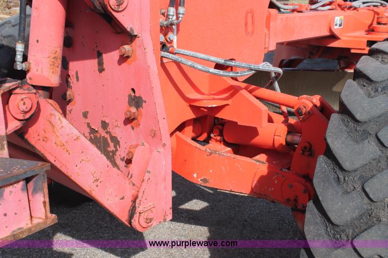 image for item F6157 1996 Champion 710A motorgrader