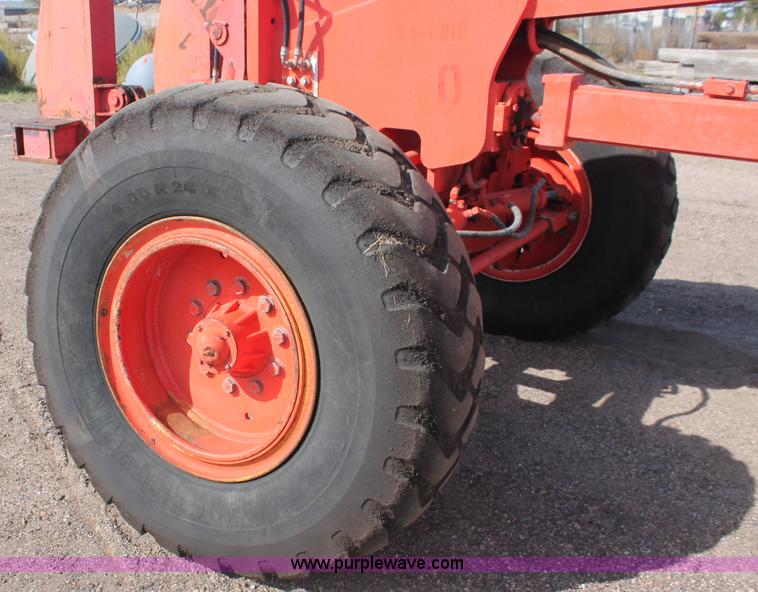 image for item F6157 1996 Champion 710A motorgrader