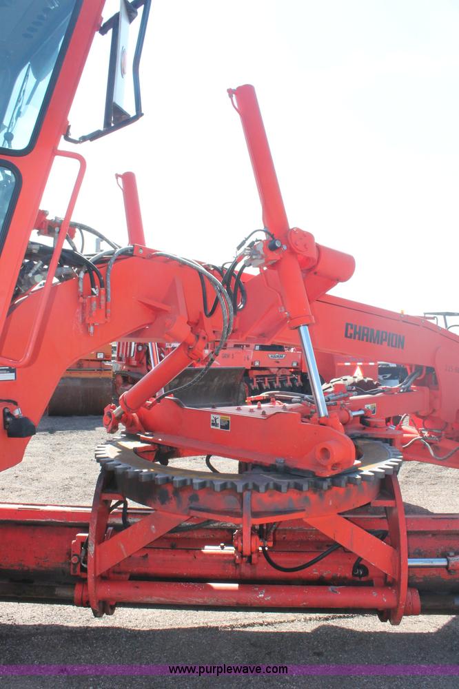 image for item F6158 1996 Champion 710A motorgrader