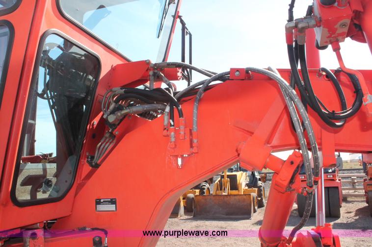 image for item F6158 1996 Champion 710A motorgrader