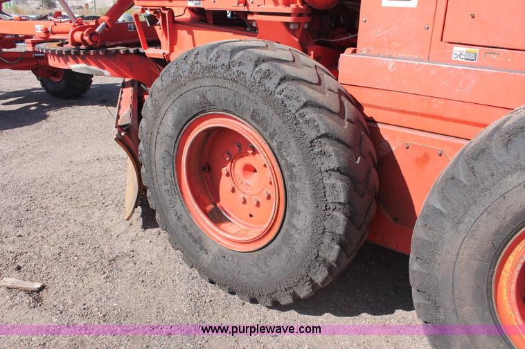 image for item F6158 1996 Champion 710A motorgrader