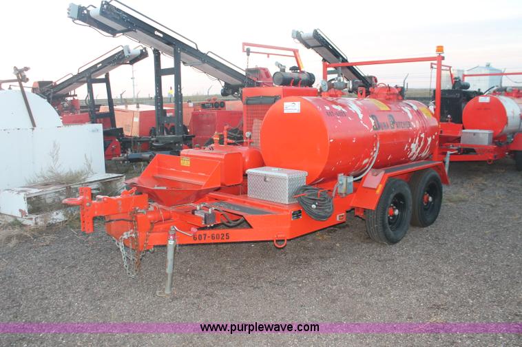 image for item F6160 2005 Duaco 125DJT pot hole patcher