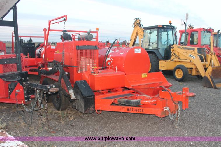 image for item F6160 2005 Duaco 125DJT pot hole patcher