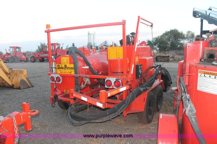 image for item F6160 2005 Duaco 125DJT pot hole patcher