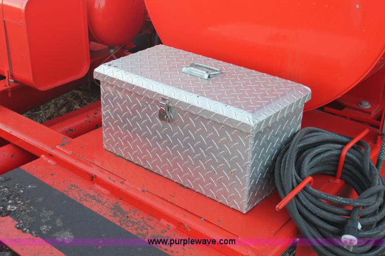 image for item F6160 2005 Duaco 125DJT pot hole patcher