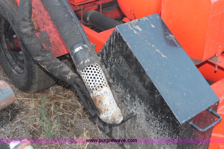 image for item F6160 2005 Duaco 125DJT pot hole patcher