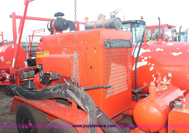 image for item F6160 2005 Duaco 125DJT pot hole patcher