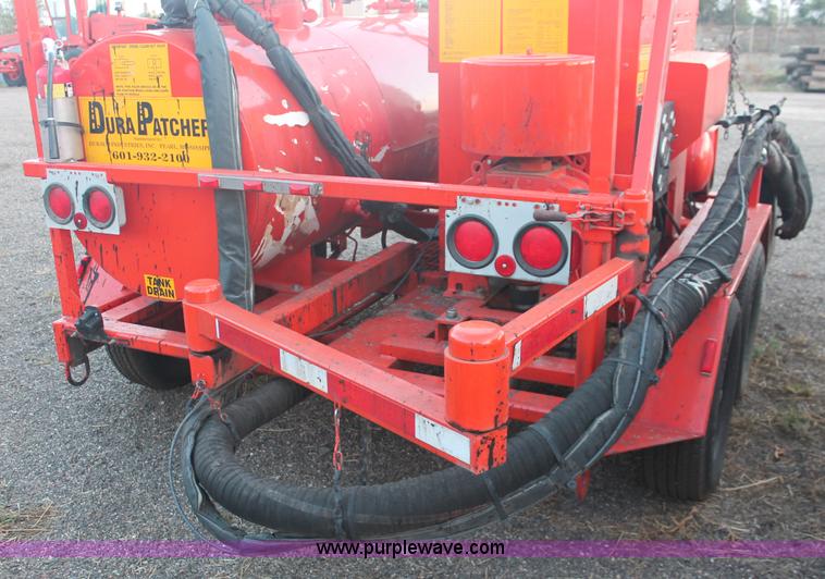 image for item F6160 2005 Duaco 125DJT pot hole patcher