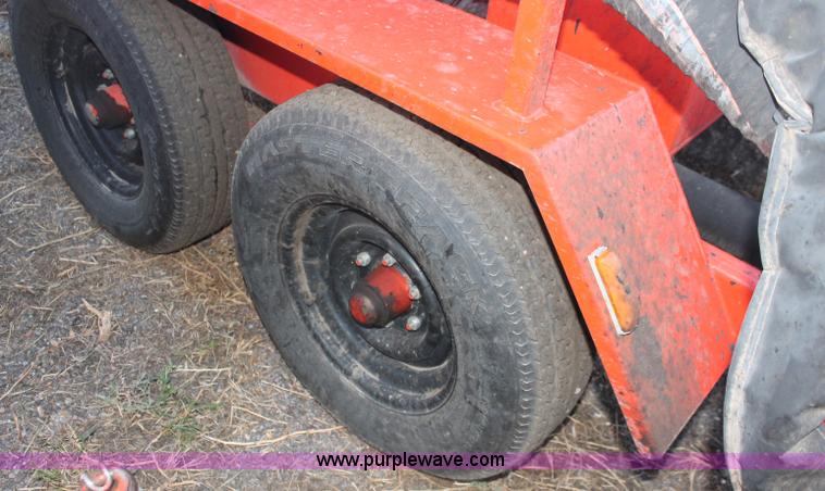 image for item F6160 2005 Duaco 125DJT pot hole patcher