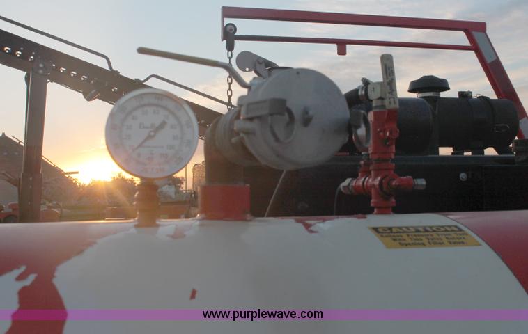 image for item F6161 2006 Duraco Durapatcher 125DJT trailer mounted pot hole patcher