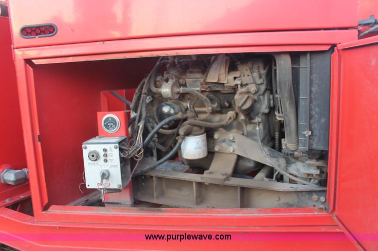 image for item F6162 2001 Craft Co SS-125D crack seal machine